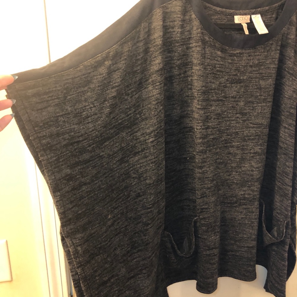 LOGO Poncho - Picture 3 of 3